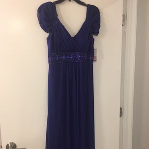 NWT cap sleeve Formal dress